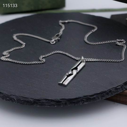 Gucci Necklace 10lyh122